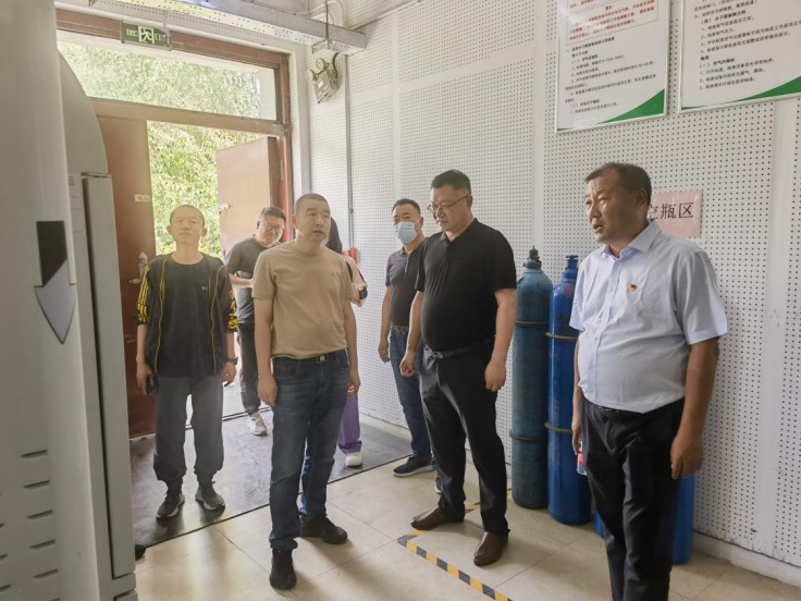 1688006098587383.jpg 640~2.jpg